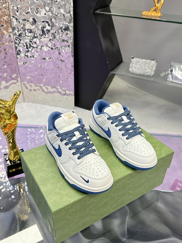 ナイキ靴正面デザイン